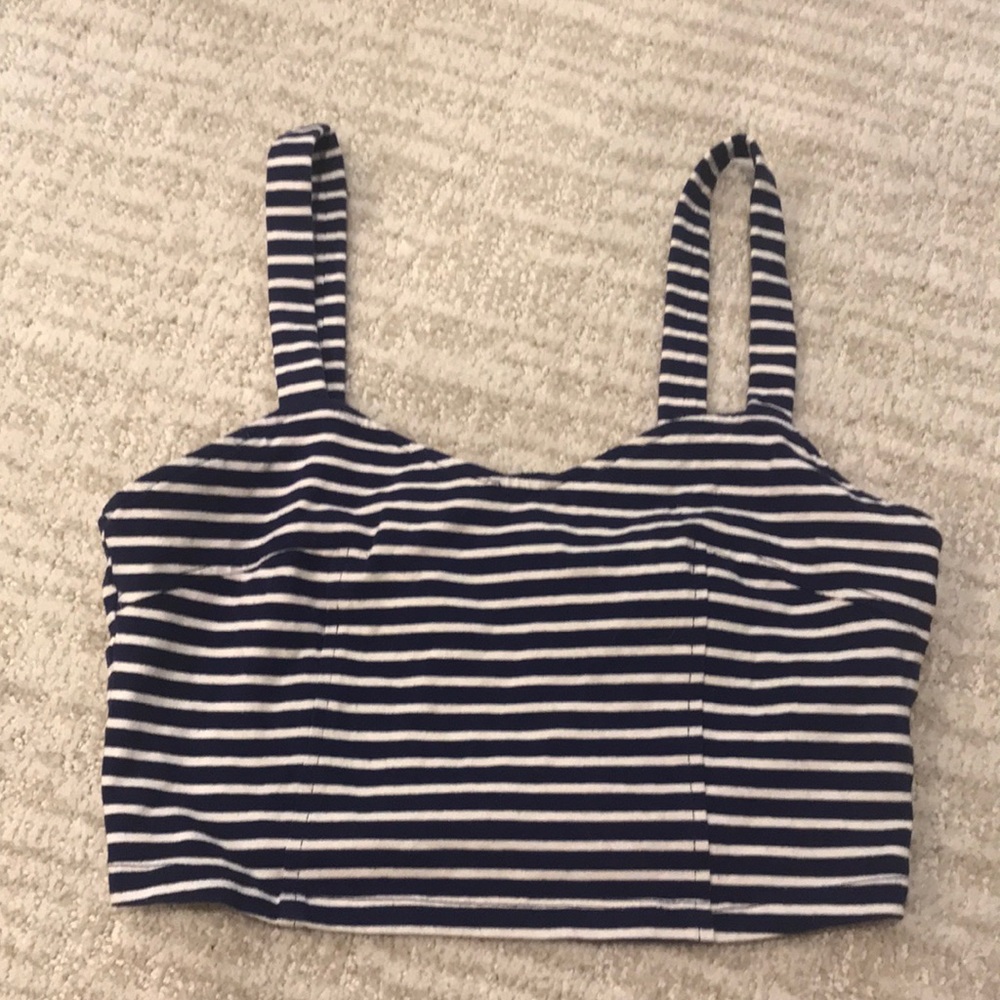 Cropped top